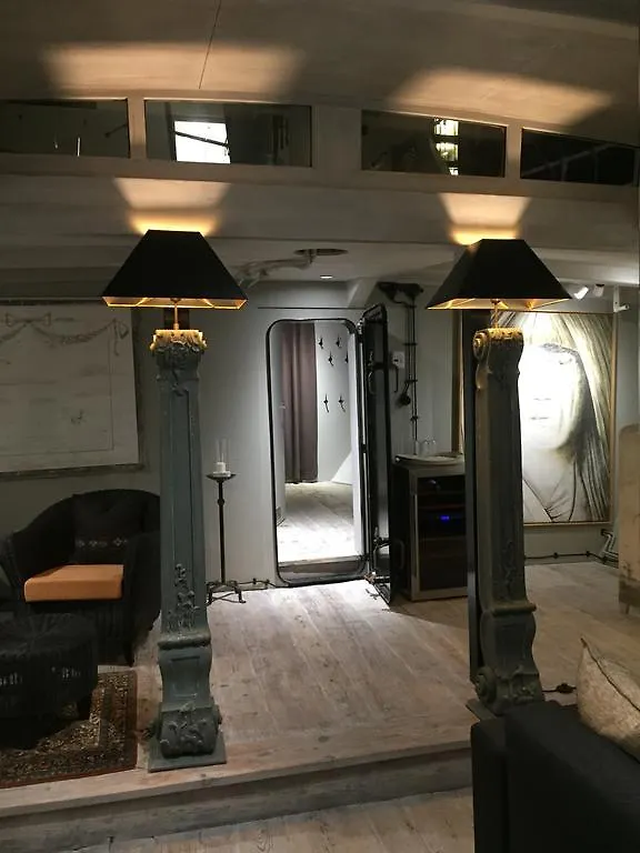 Apartment Ferienwohnung Horus Hausboot Hamburg Deutschland
