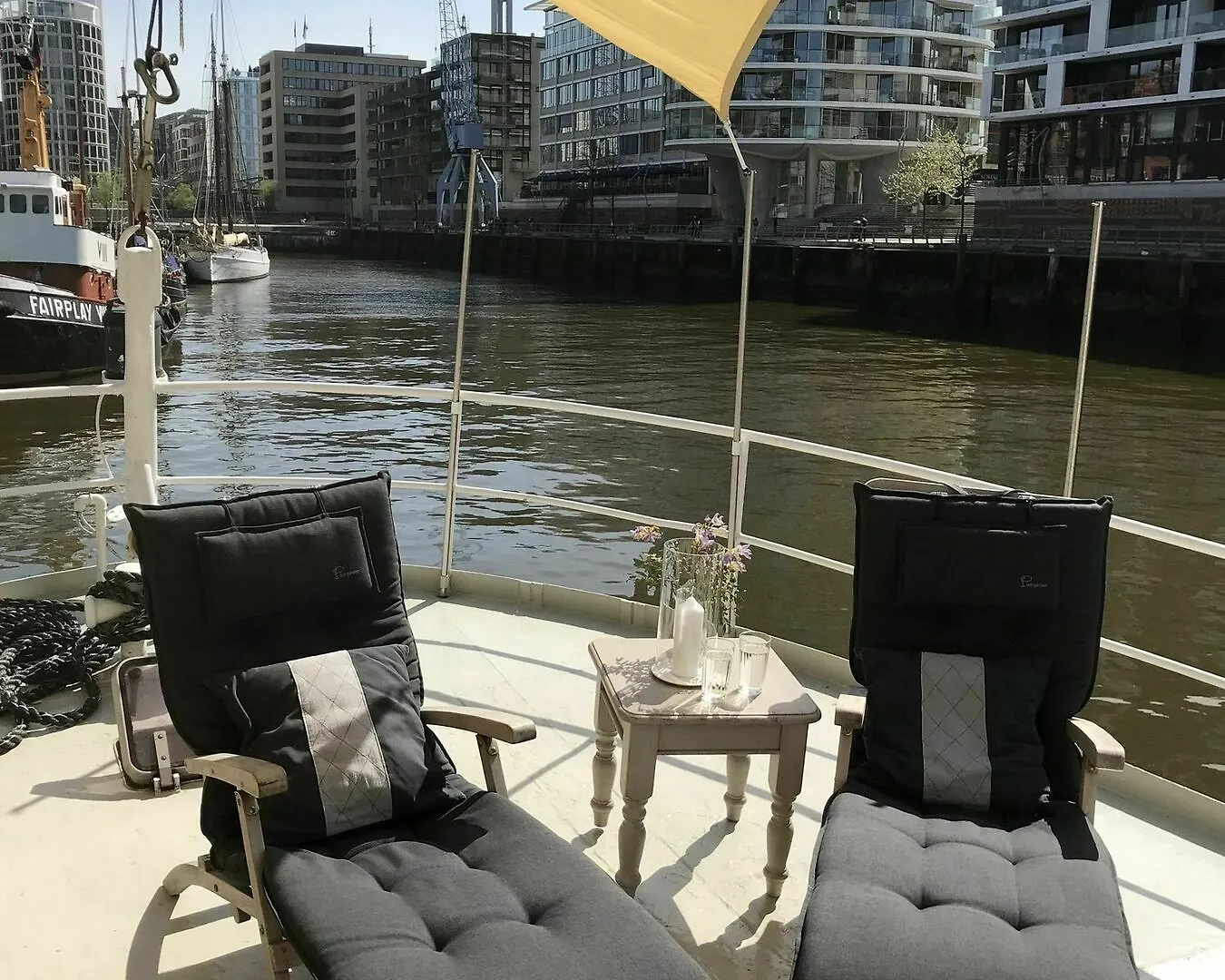 Ferienwohnung Horus Hausboot Hamburg