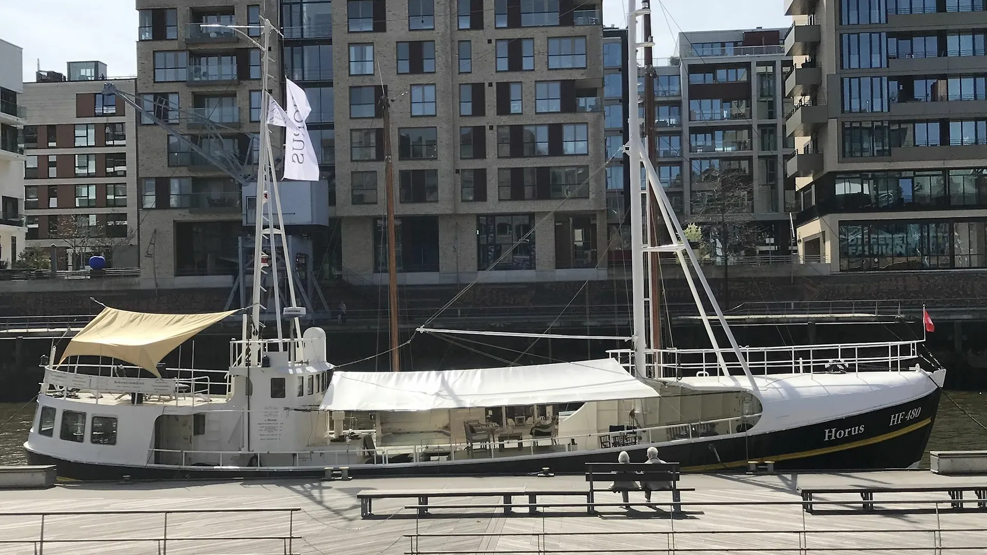 Ferienwohnung Horus Hausboot Hamburg